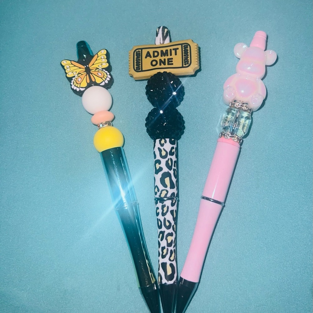 Mystery - 3 Beaded Pen bundle. - Picture 2 of 2
